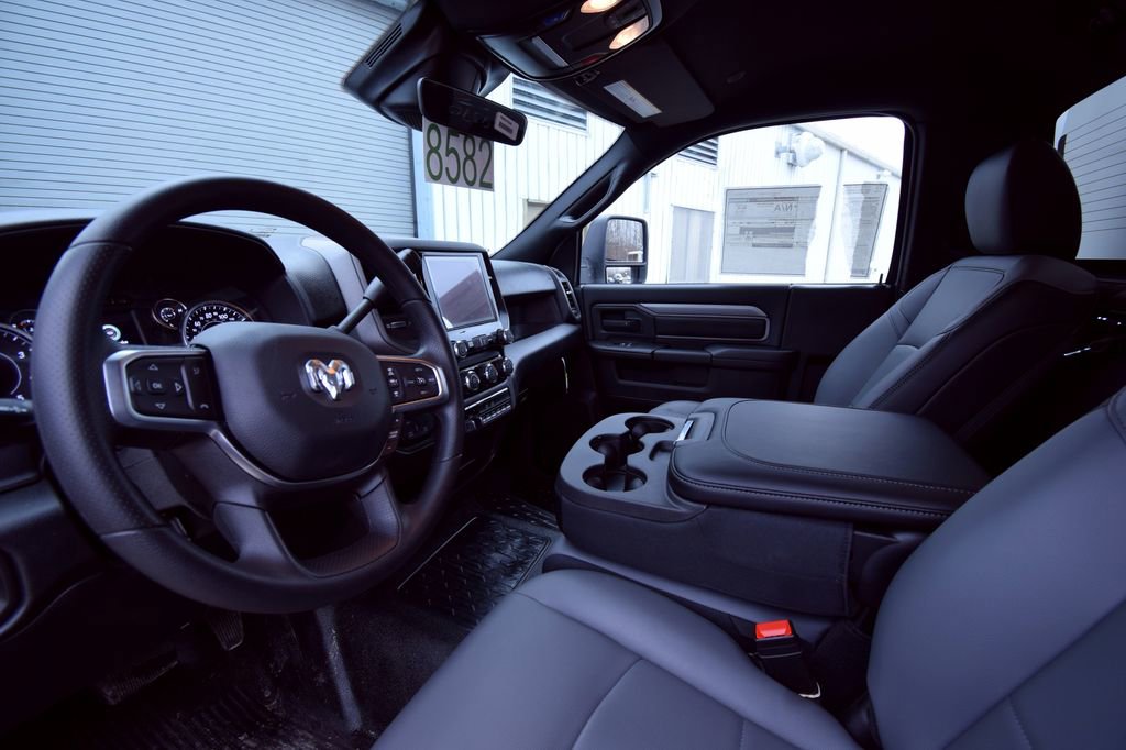 New 2026 RAM 5500 Tradesman w/ Chrome Appearance Group image 27