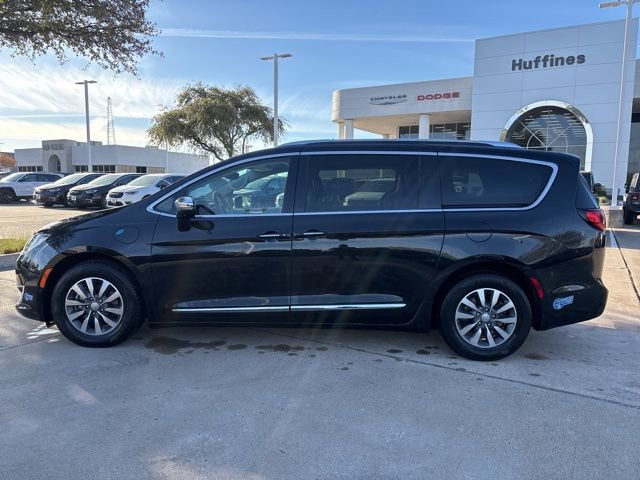 Used 2020 Chrysler Pacifica Limited w/ Advanced Safetytec Group image 8