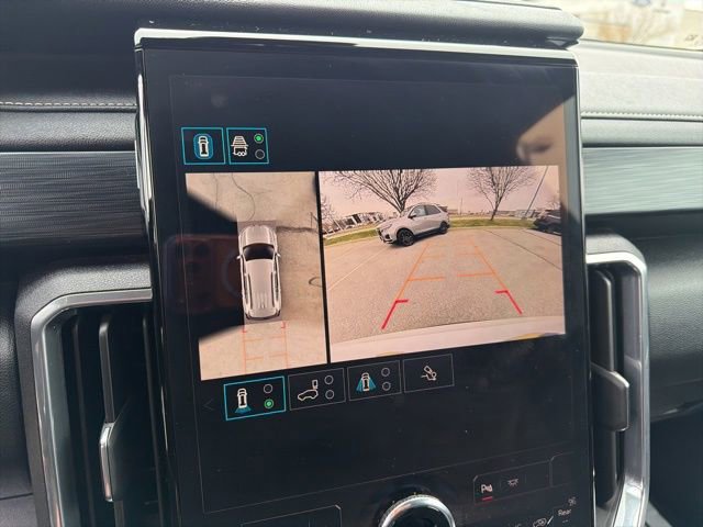 Used 2025 GMC Acadia Elevation image 37