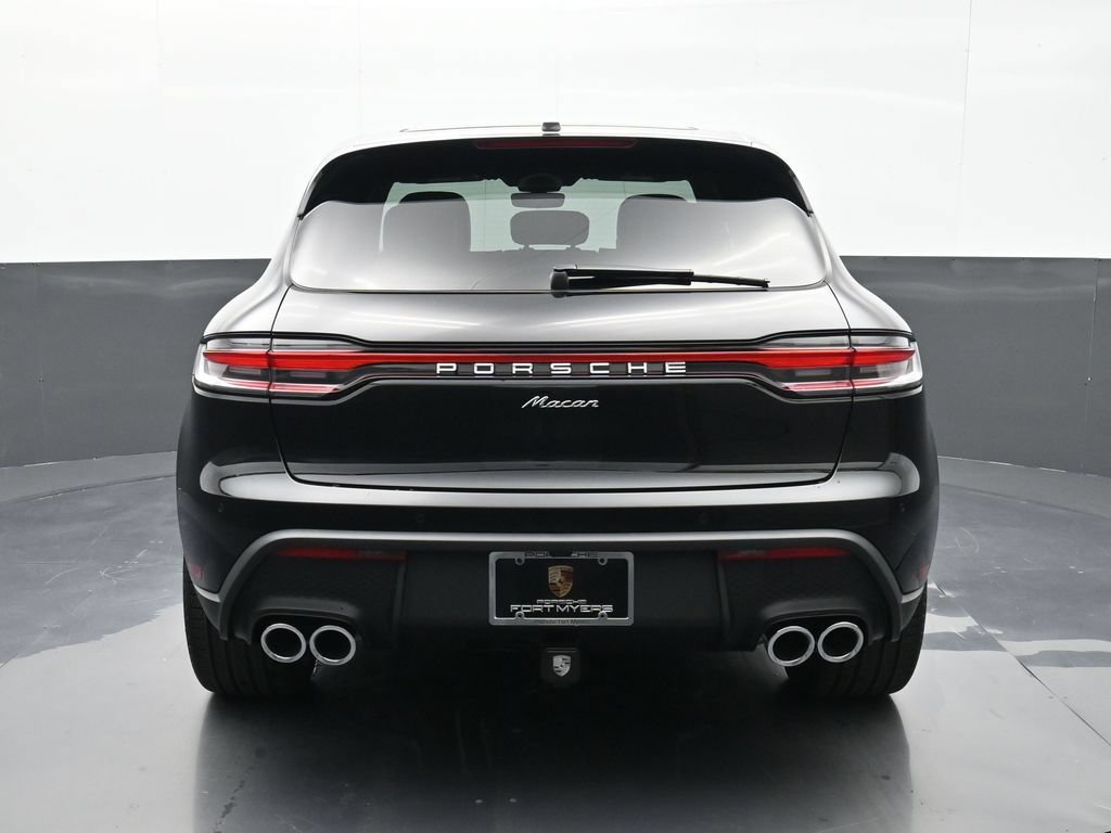 Certified 2026 Porsche Macan AWD/4WD image 30