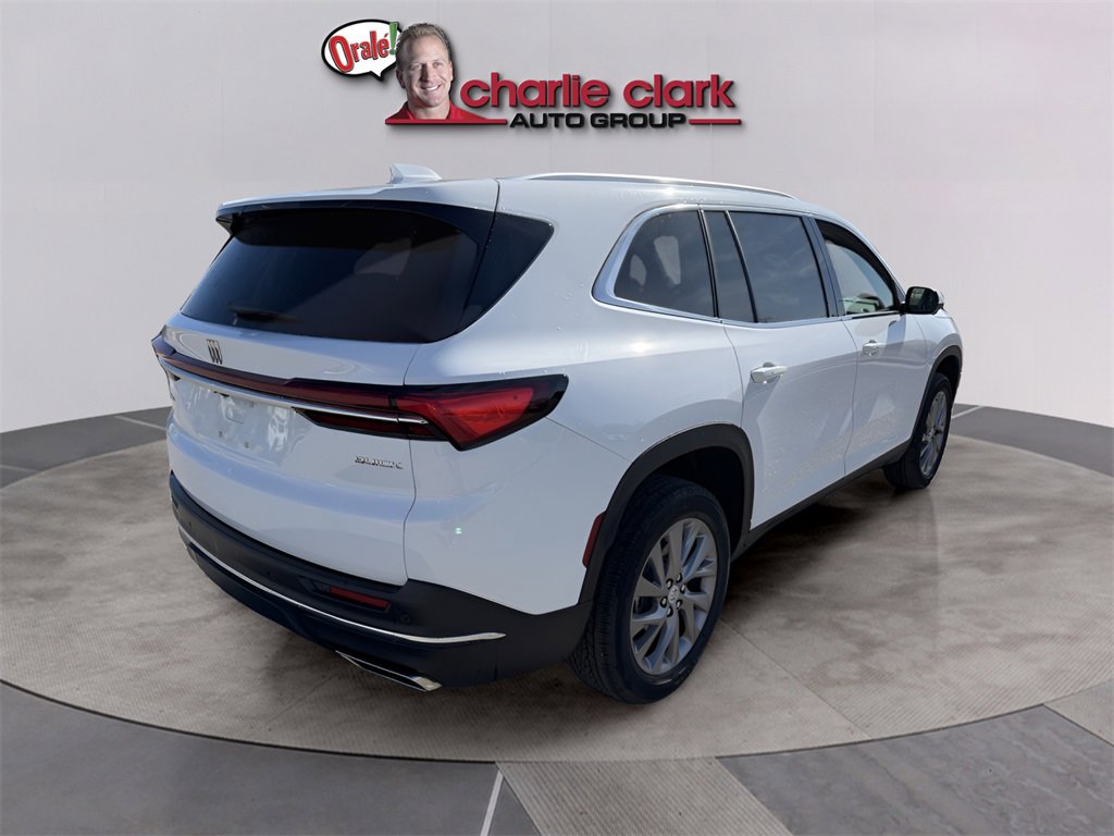 Used 2025 Buick Enclave Preferred image 6