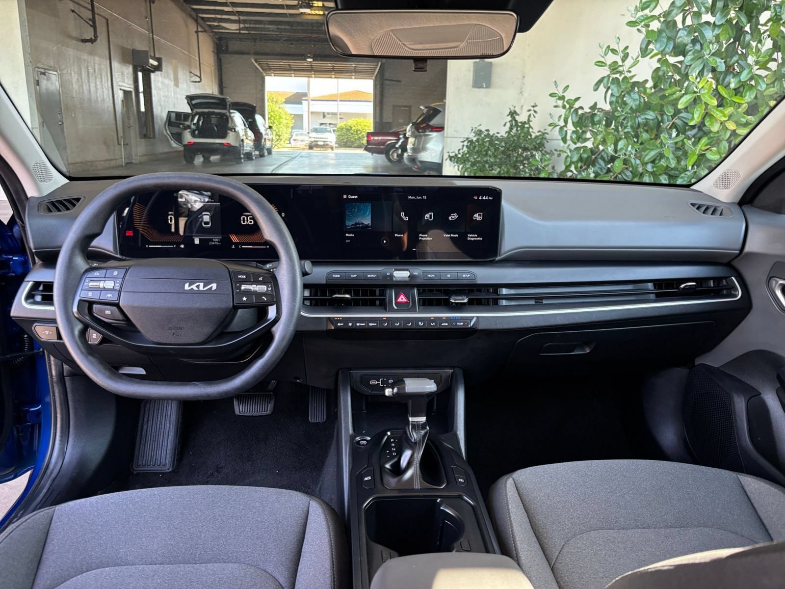 Used 2025 Kia K4 FWD image 33