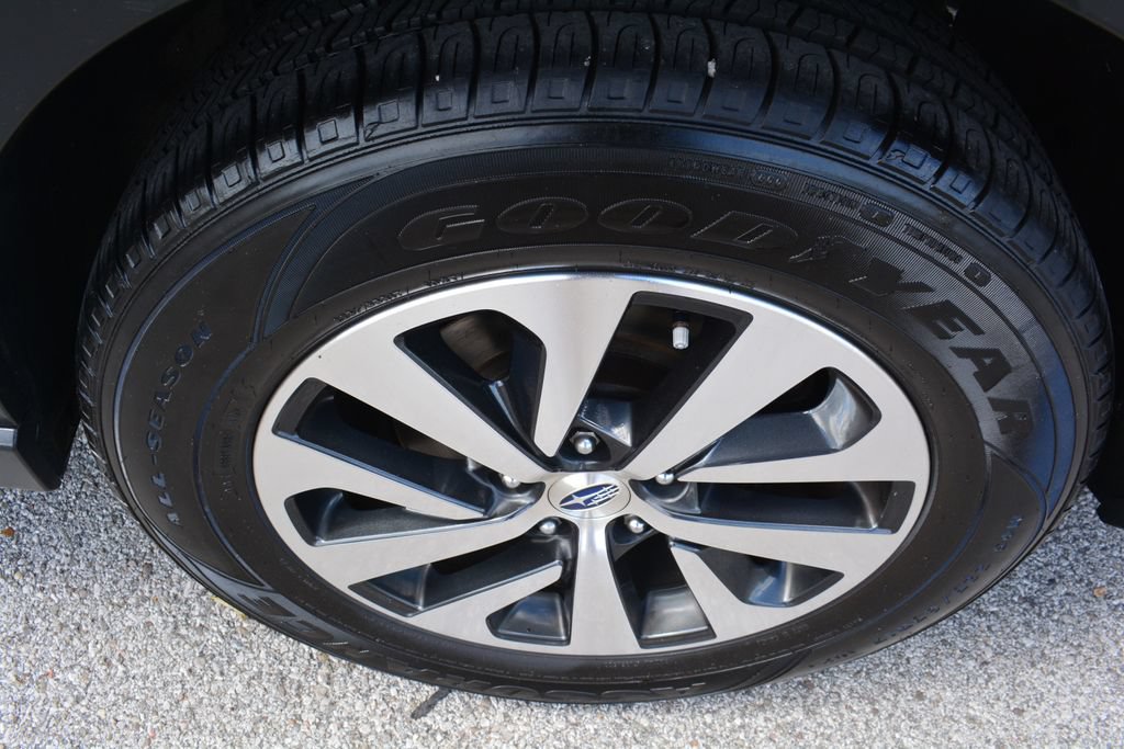 Used 2023 Subaru Outback Premium AWD/4WD image 23