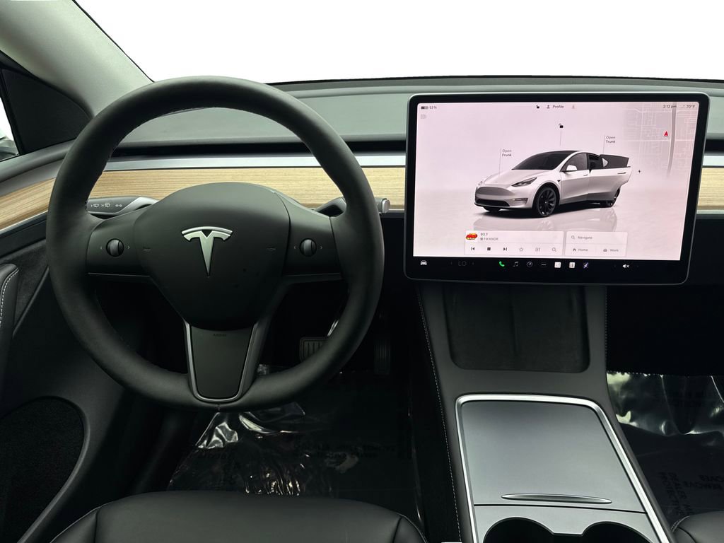 Used 2024 Tesla Model Y Long Range image 53