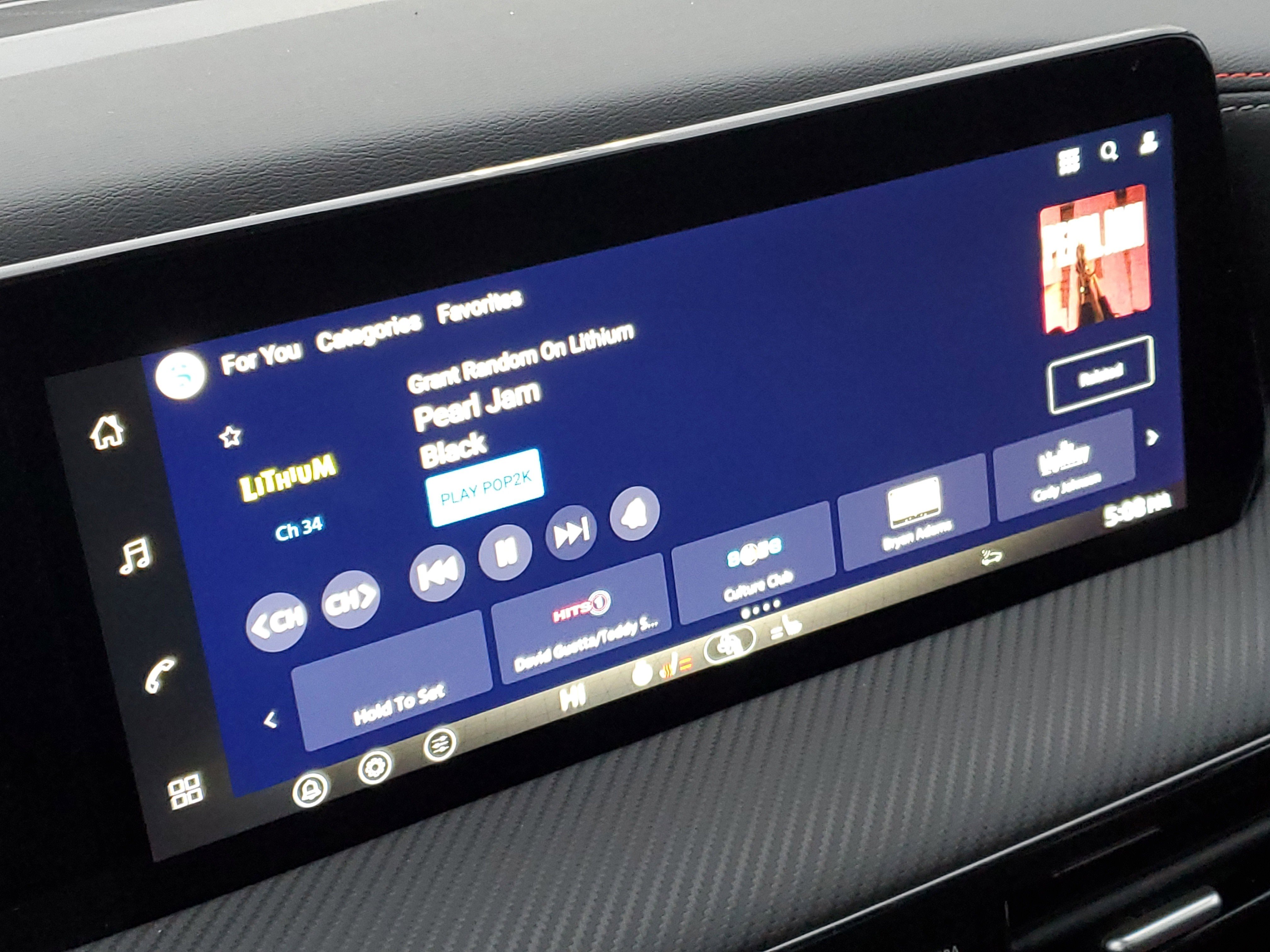 New 2026 Nissan Kicks SR w/ SR Premium Package image 13