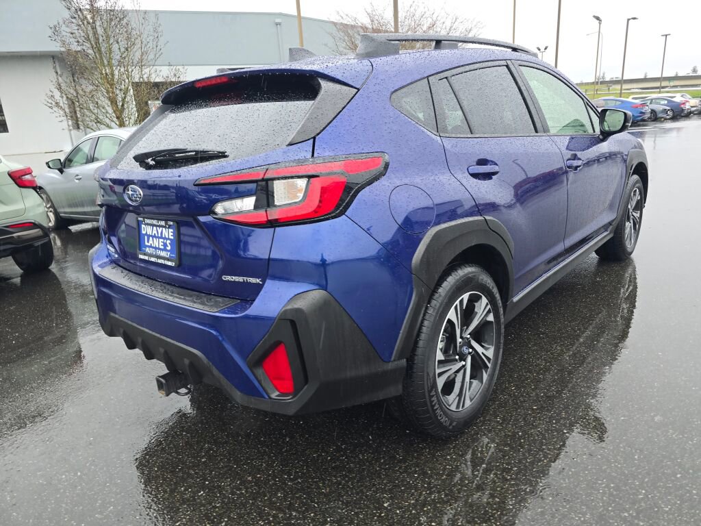 Used 2024 Subaru Crosstrek 2.0i Premium image 5