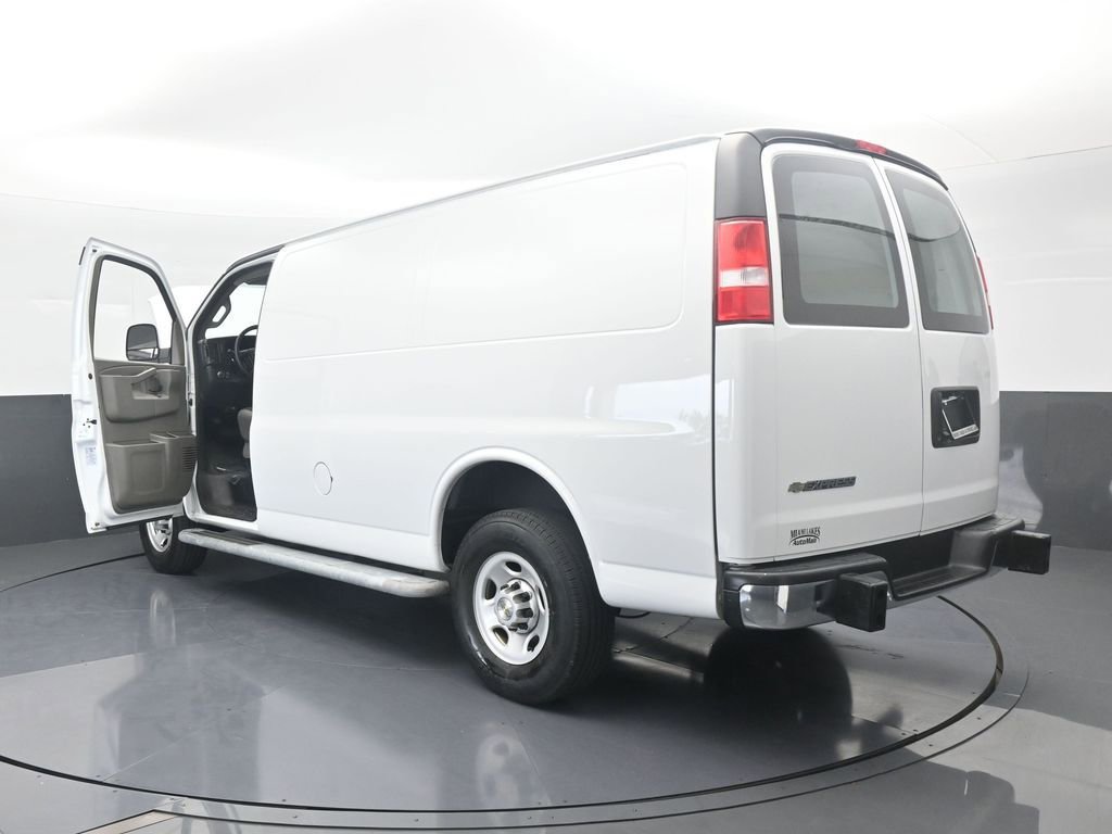 Used 2024 Chevrolet Express 2500 w/ Driver Convenience Package image 67