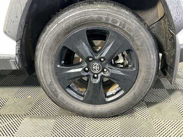 Certified 2021 Toyota RAV4 LE image 27