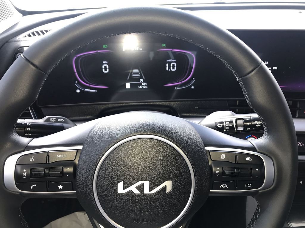 Certified 2024 Kia Sportage EX image 14