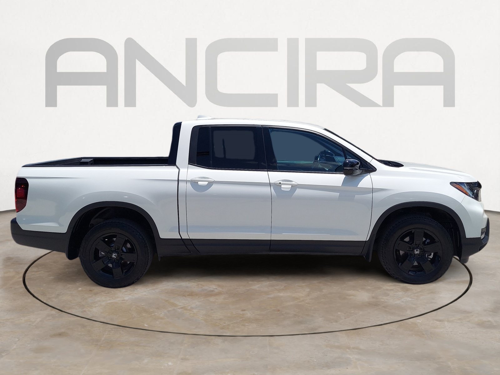 Used 2025 Honda Ridgeline Black Edition image 11