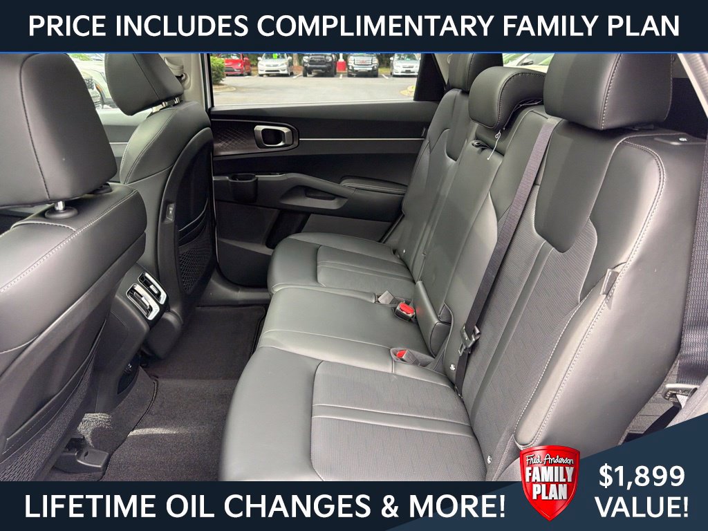 New 2026 Kia Sorento S w/ S Panoramic Sunroof Package FWD image 9