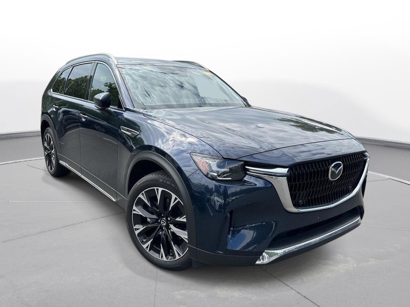 Used 2025 MAZDA CX-90 Plug-In Hybrid w/ Premium Plus AWD/4WD image 4