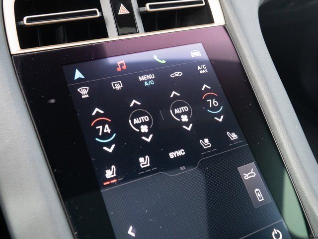 Certified 2025 Porsche Taycan 4S image 27