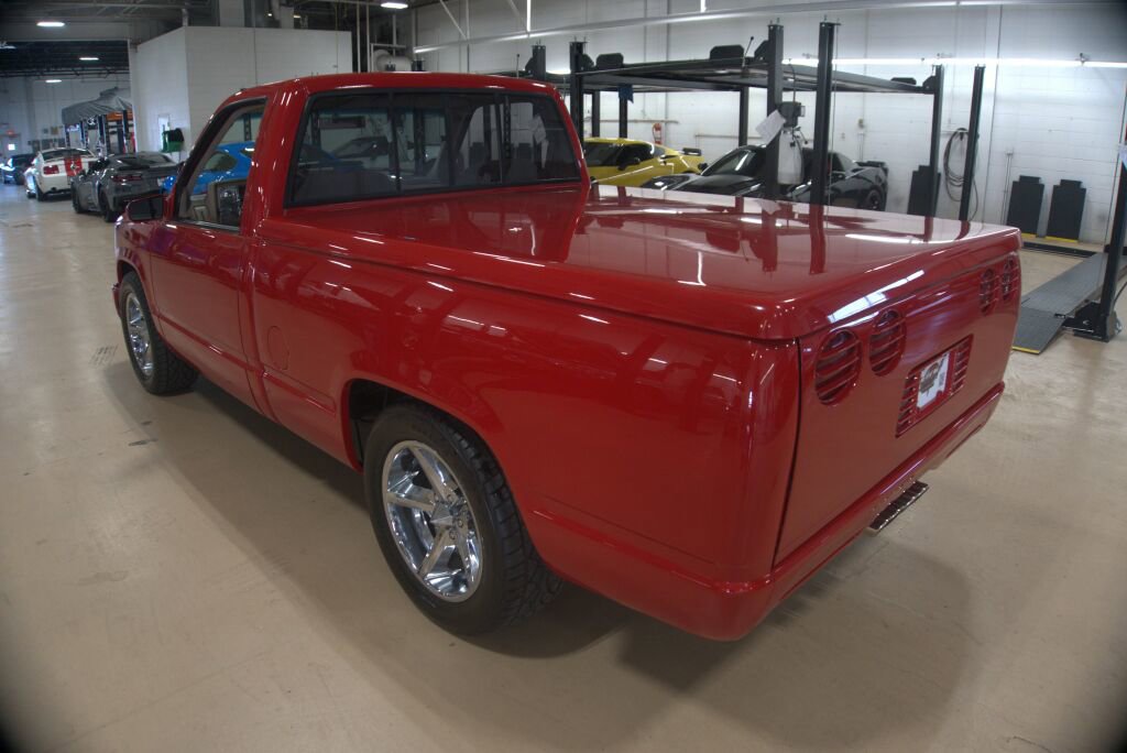 Used 1992 Chevrolet Silverado 1500 2WD Regular Cab image 3