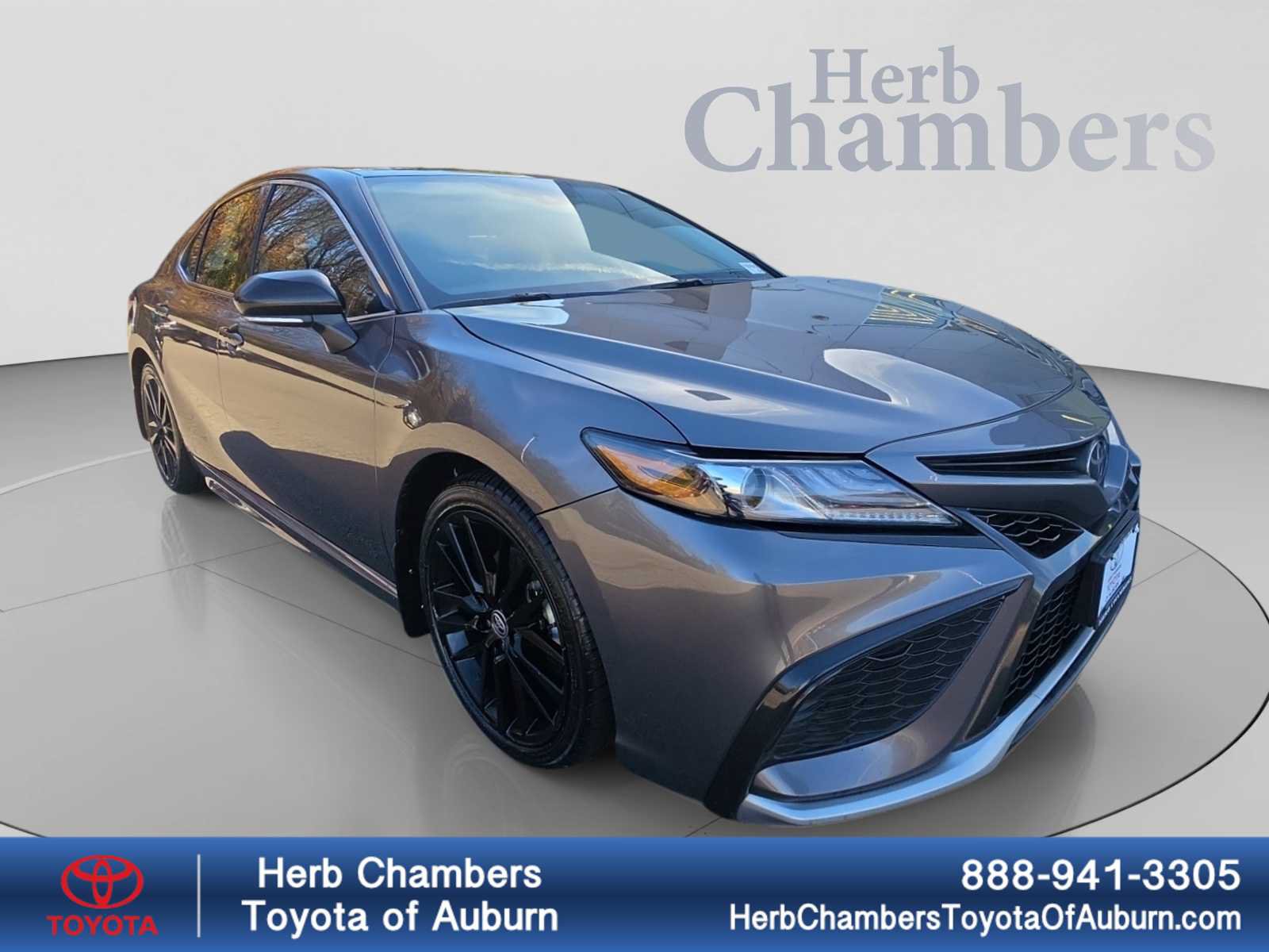 Used 2023 Toyota Camry XSE FWD image 1