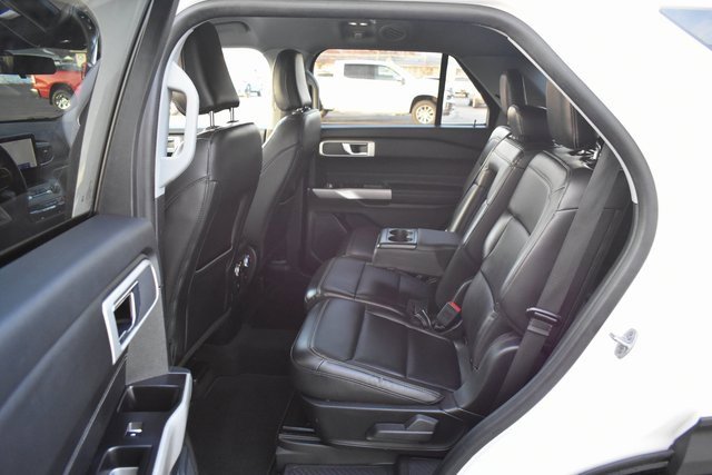 Used 2022 Ford Explorer XLT w/ Equipment Group 202A image 33