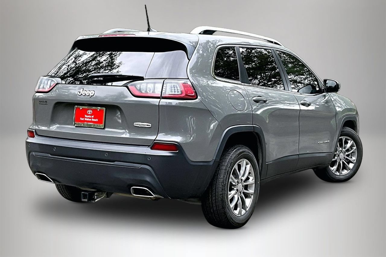 Used 2021 Jeep Cherokee Latitude Lux w/ Comfort/Convenience Group FWD image 5