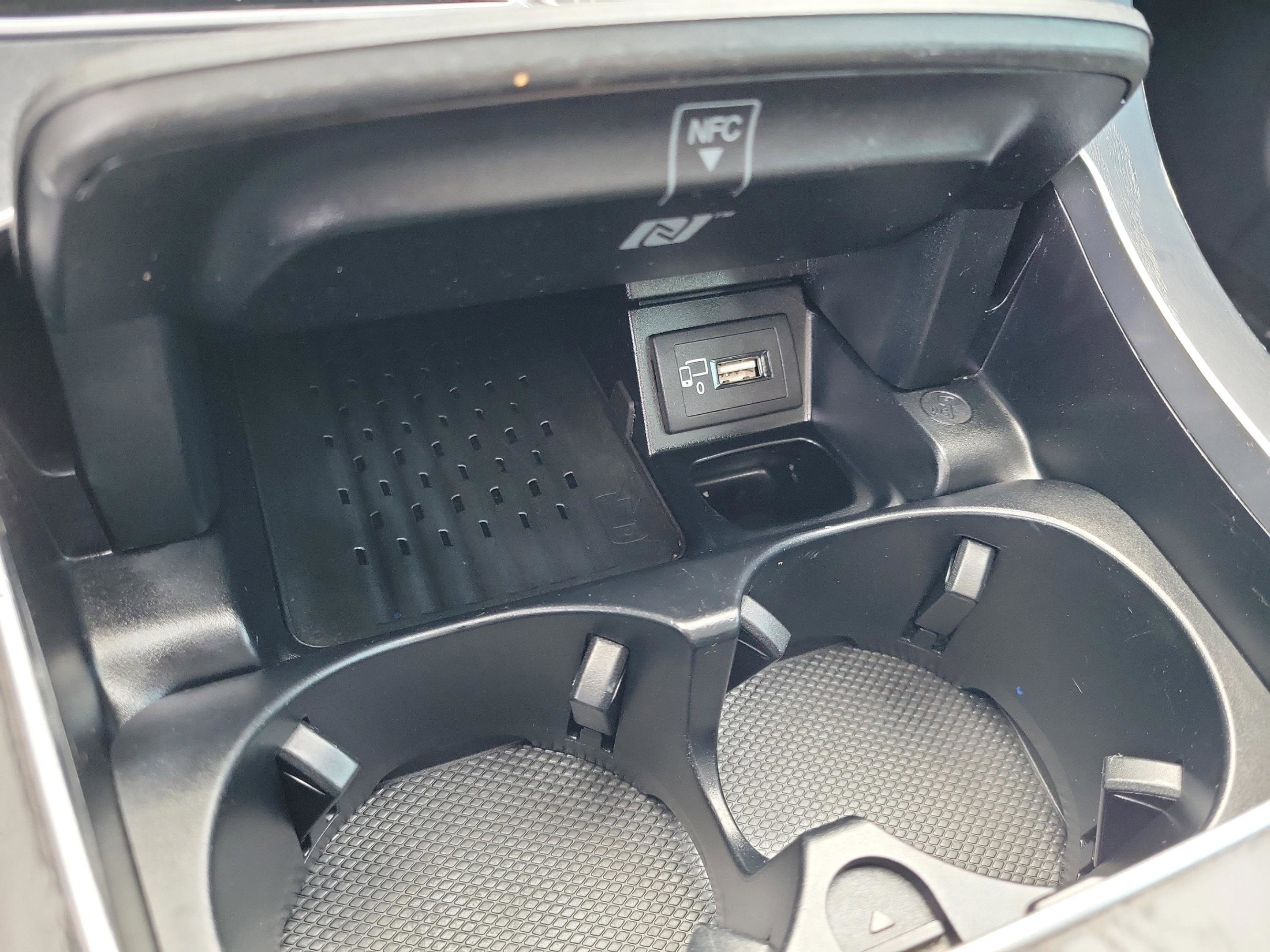 Used 2020 Mercedes-Benz E 350 Sedan image 31