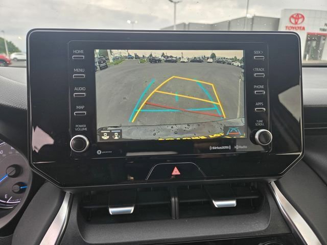 Certified 2021 Toyota Venza LE w/ Carpet Mat Package (TMS) image 14