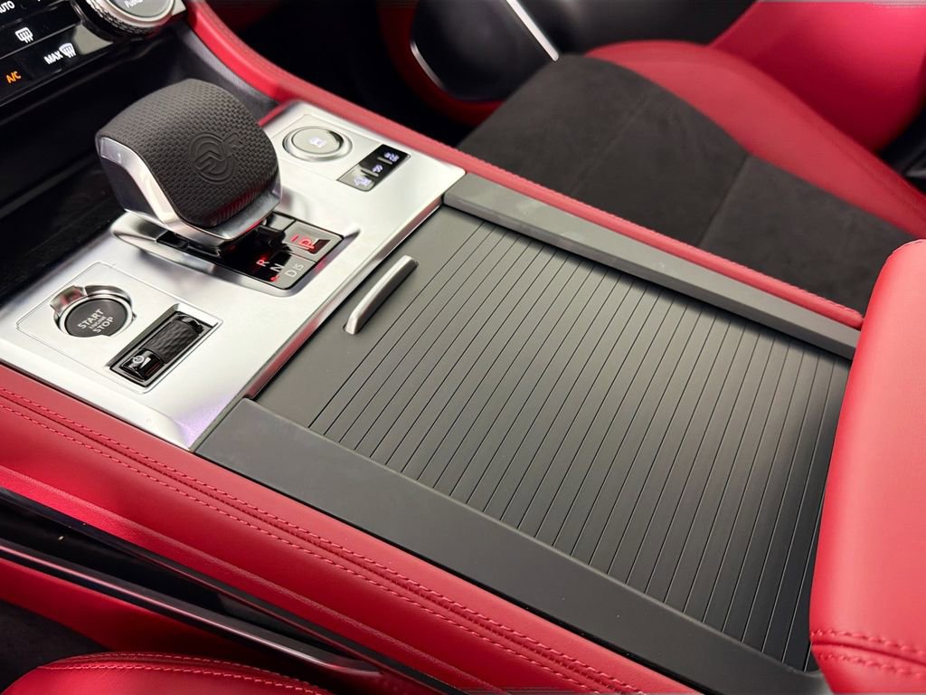New 2026 Jaguar F-PACE SVR AWD/4WD image 17