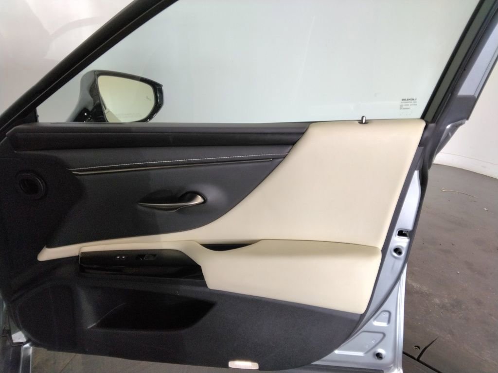 Used 2022 Lexus ES 350 w/ Premium Package image 44