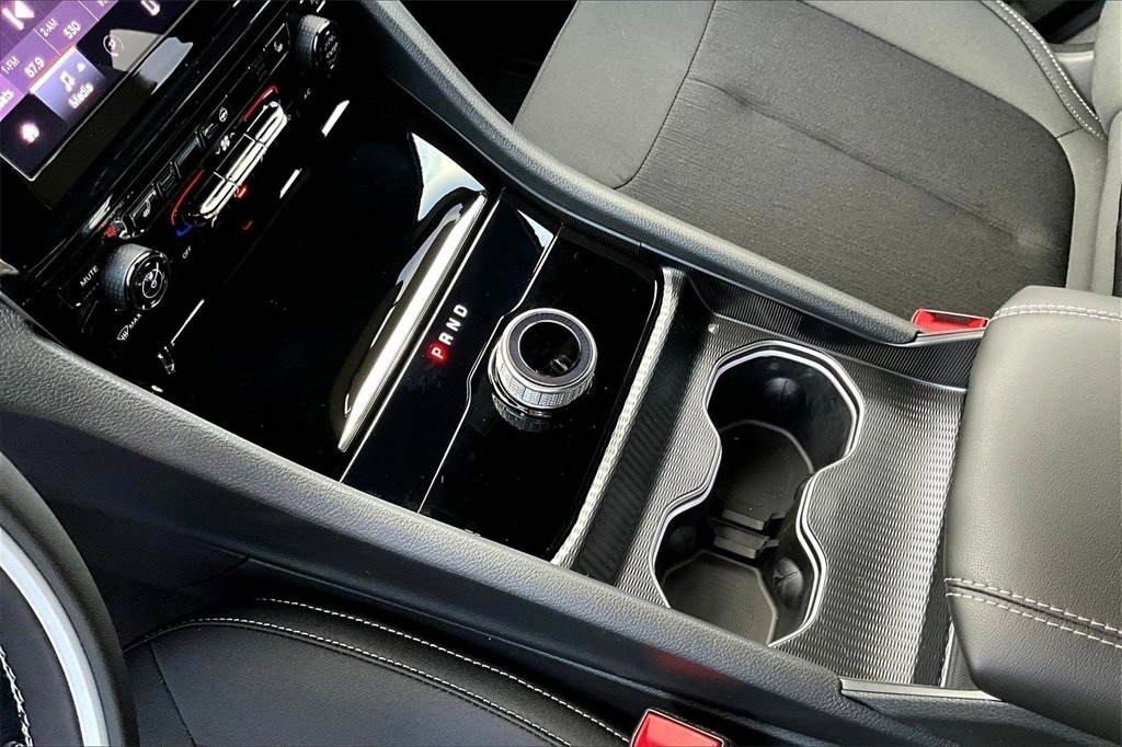 New 2025 Jeep Grand Cherokee Laredo X w/ Luxury Tech Group I image 8