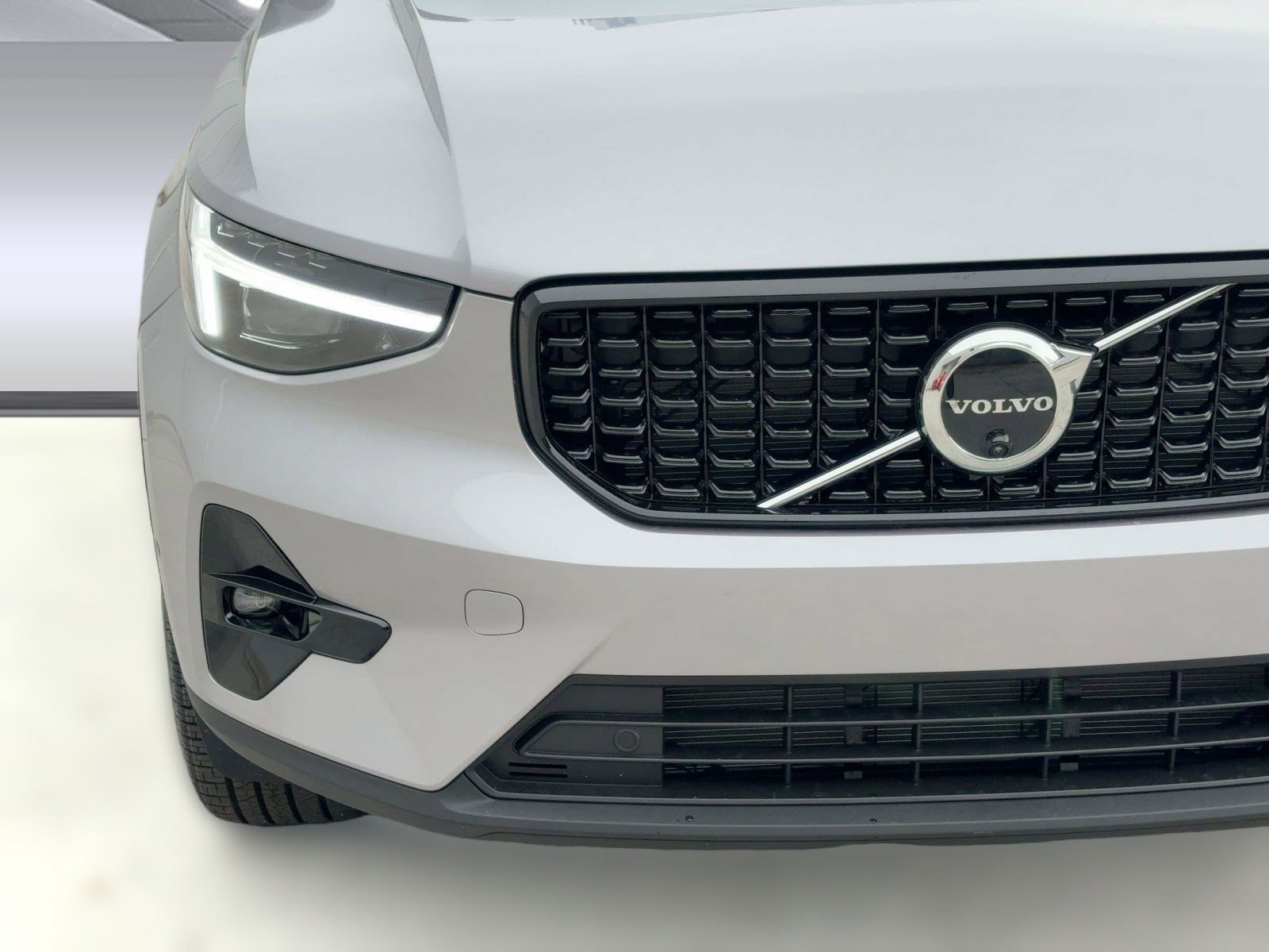 New 2026 Volvo XC40 B5 Ultra w/ Climate Package image 27