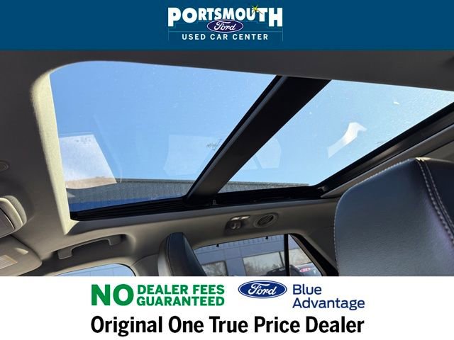 Used 2022 Ford Explorer Limited w/ Equipment Group 301A image 10