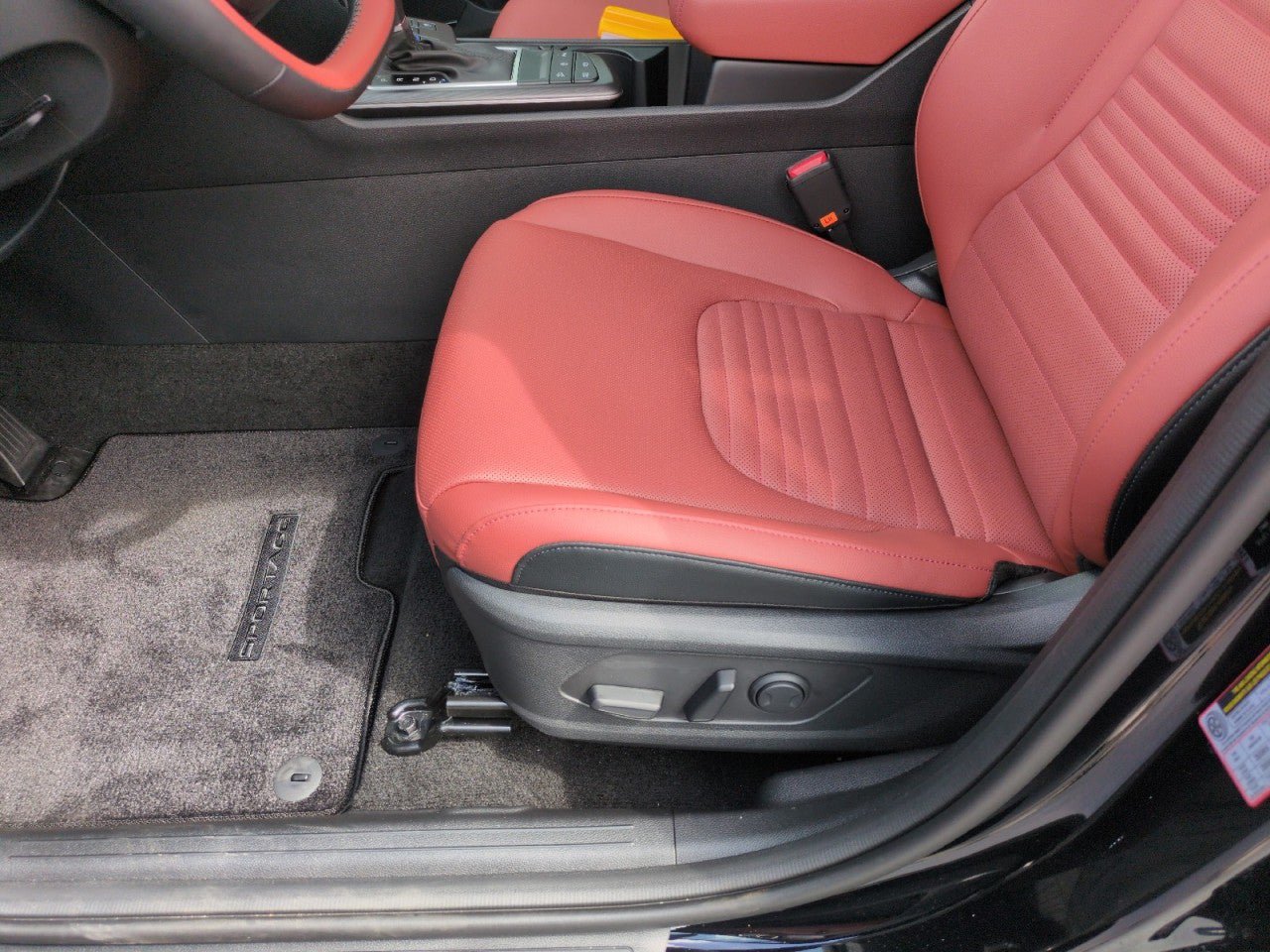 New 2026 Kia Sportage SX AWD/4WD image 14