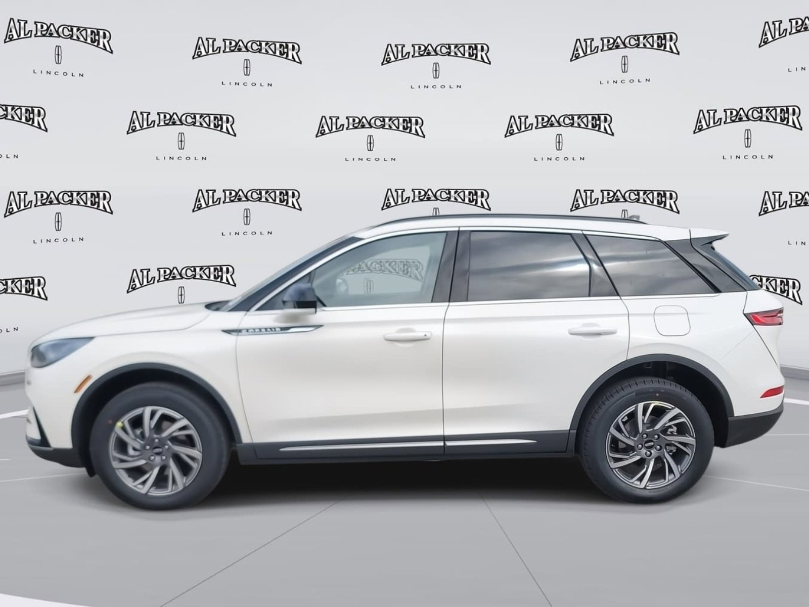 New 2026 Lincoln Corsair Premiere image 2