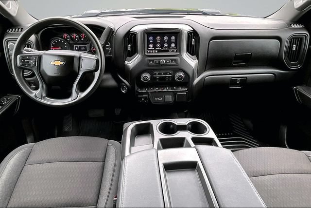 Used 2024 Chevrolet Silverado 2500 Custom w/ Custom Value Package AWD/4WD image 8