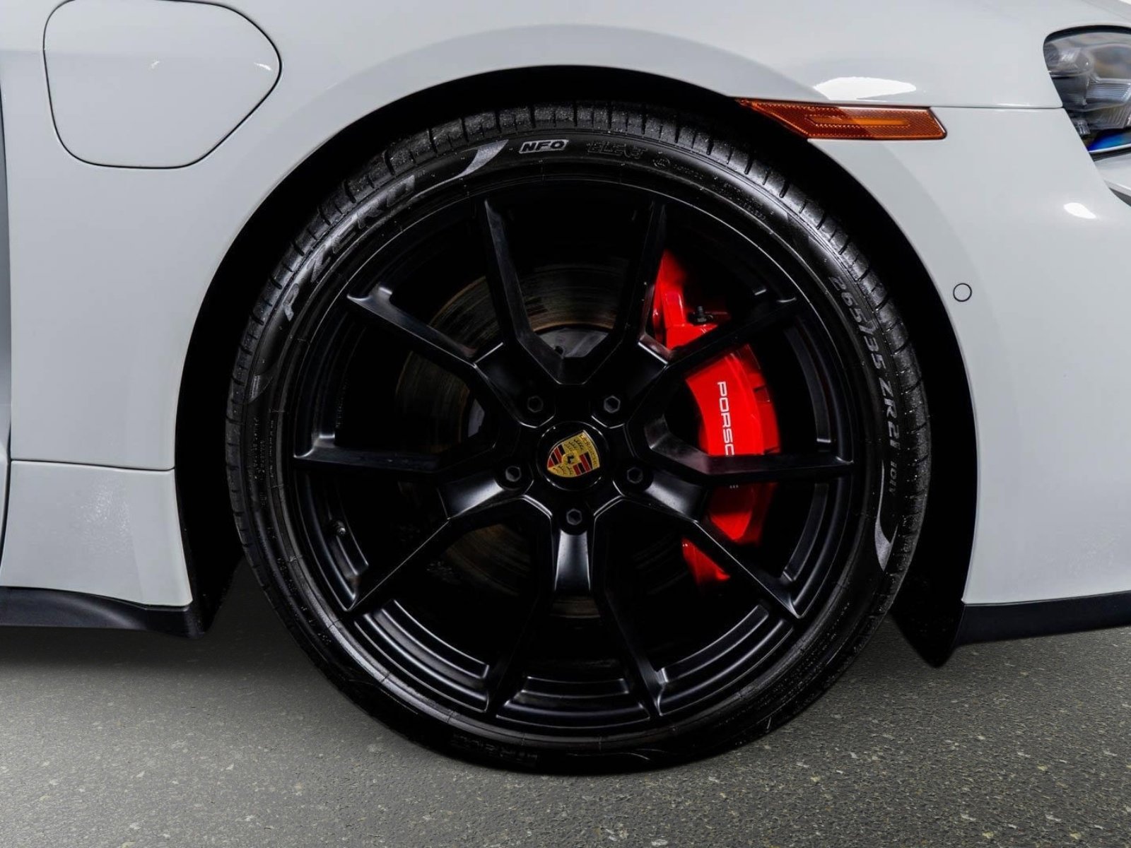 Used 2024 Porsche Taycan GTS w/ Premium Package (P6U) image 9