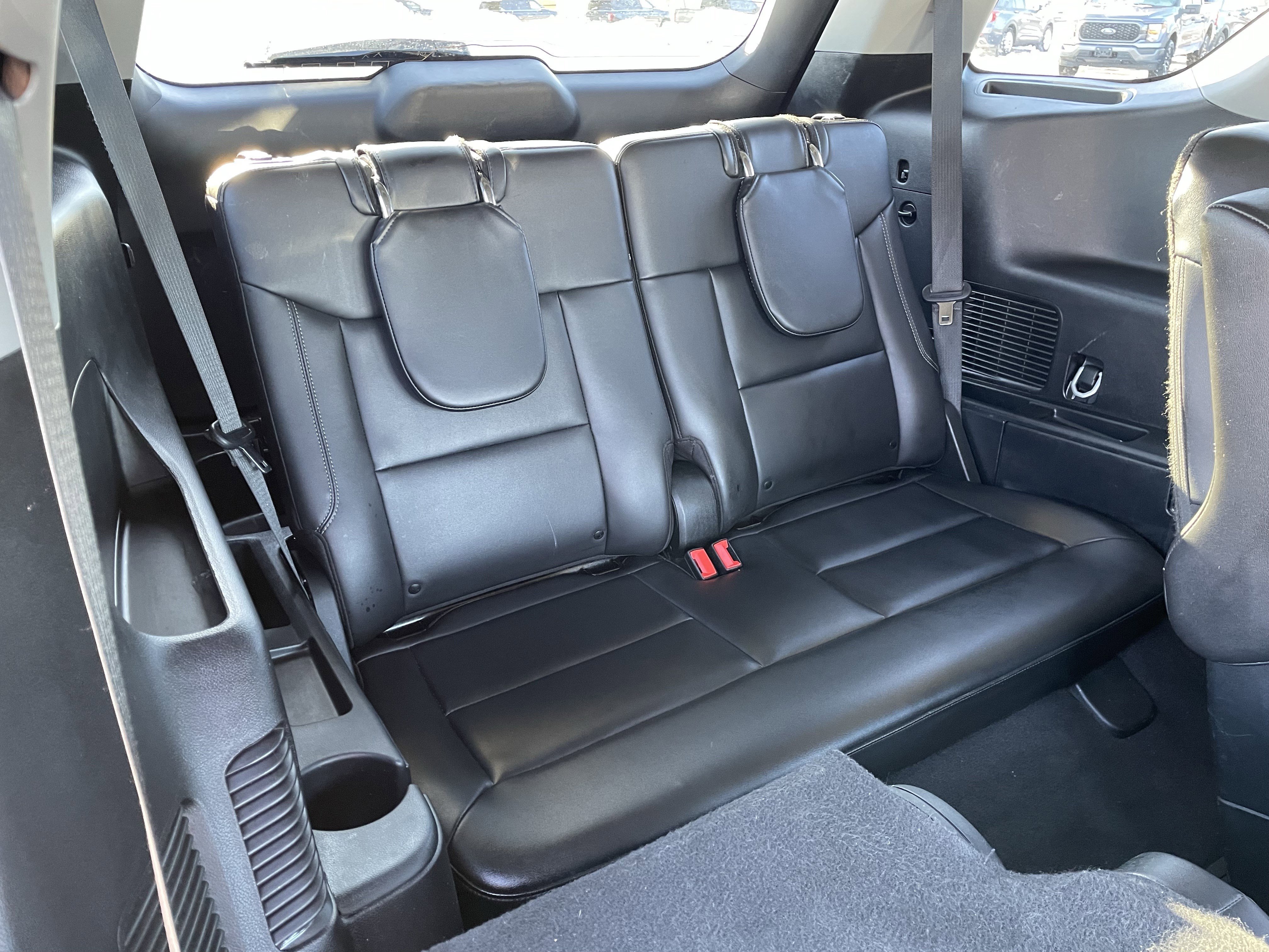 Used 2023 Ford Explorer XLT w/ Equipment Group 202A image 41