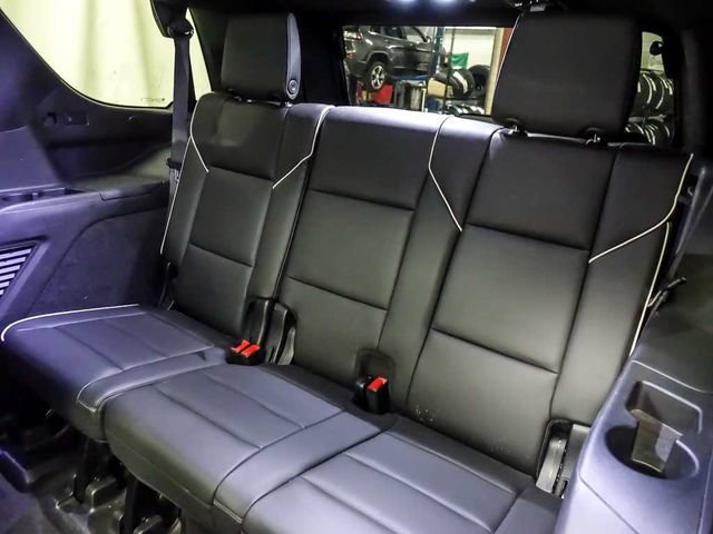 Used 2022 Cadillac Escalade Sport w/ Touring Package AWD/4WD image 13