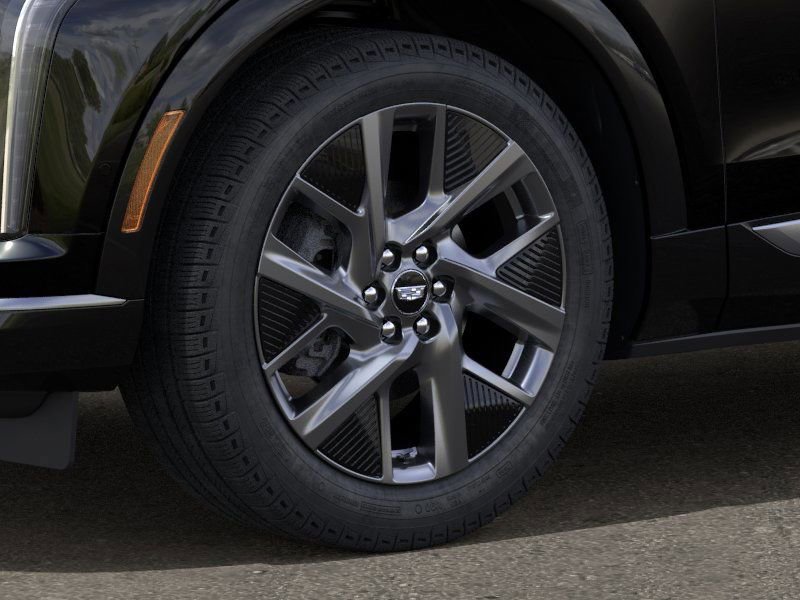 New 2026 Cadillac Optiq Luxury 1 image 9