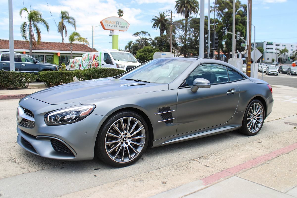 Used 2017 Mercedes-Benz SL 550 image 2