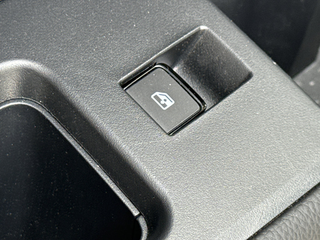 Certified 2025 Nissan Pathfinder SL w/ SL Premium Package image 31