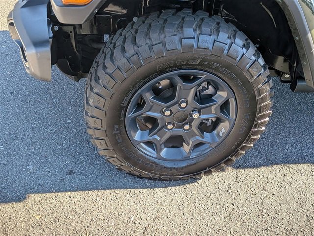 Used 2023 Jeep Gladiator Willys image 10