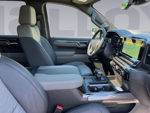 Used 2025 Chevrolet Silverado 1500 ZR2 w/ Technology Package AWD/4WD image 17
