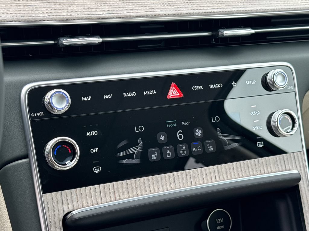 New 2026 Genesis GV80 2.5T Select AWD/4WD image 33
