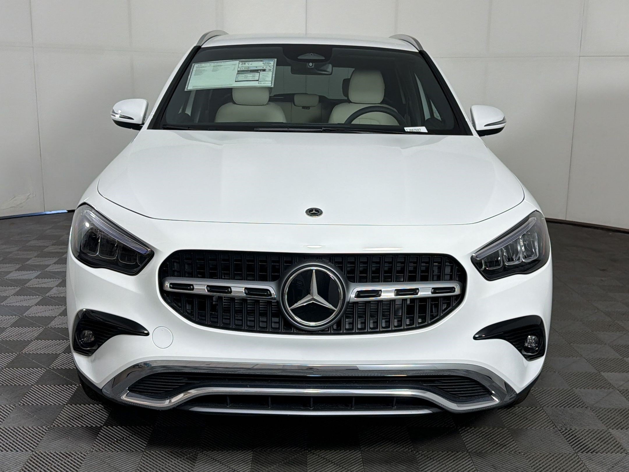 Used 2026 Mercedes-Benz GLA 250 4MATIC image 6