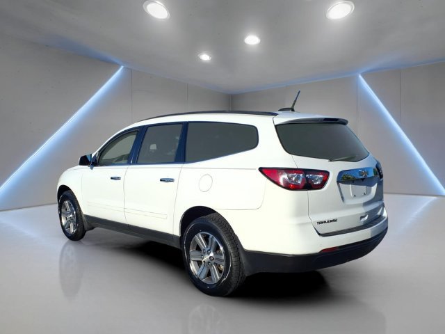 Used 2017 Chevrolet Traverse LT FWD image 4
