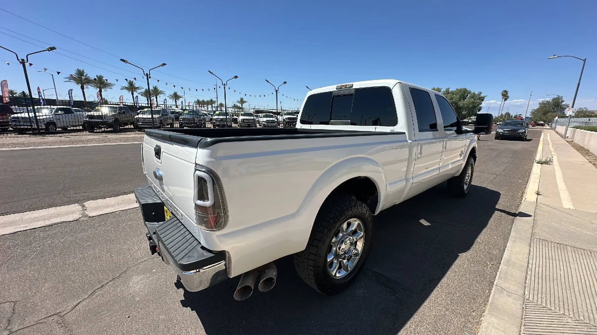 Used 2014 Ford F250 Lariat w/ Lariat Interior Package AWD/4WD image 5