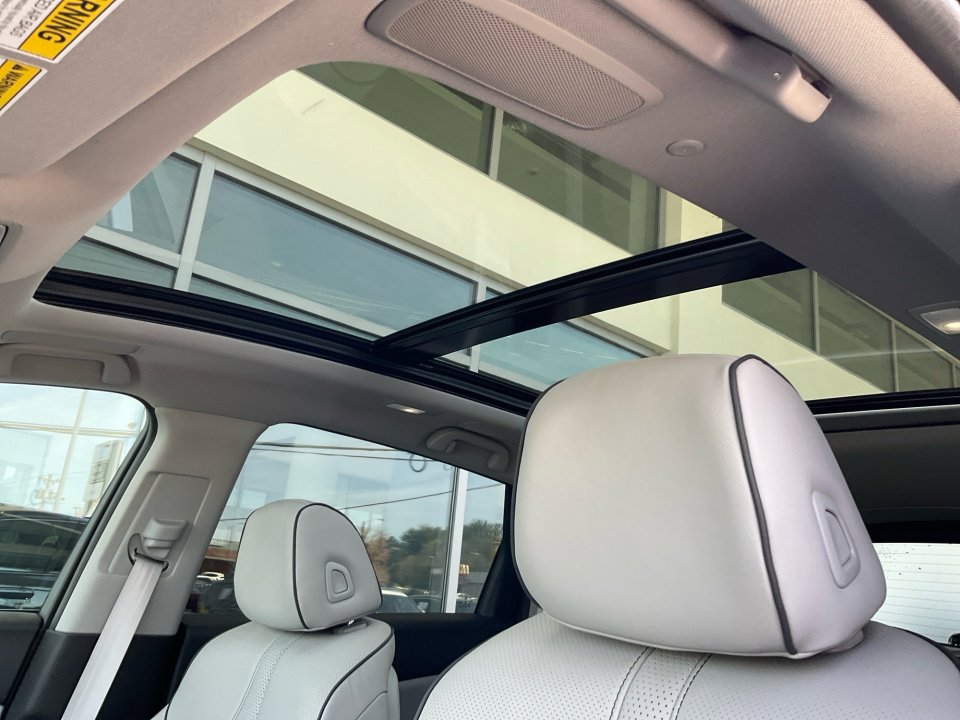 Used 2024 Acura RDX SH-AWD w/ Advance Package image 24