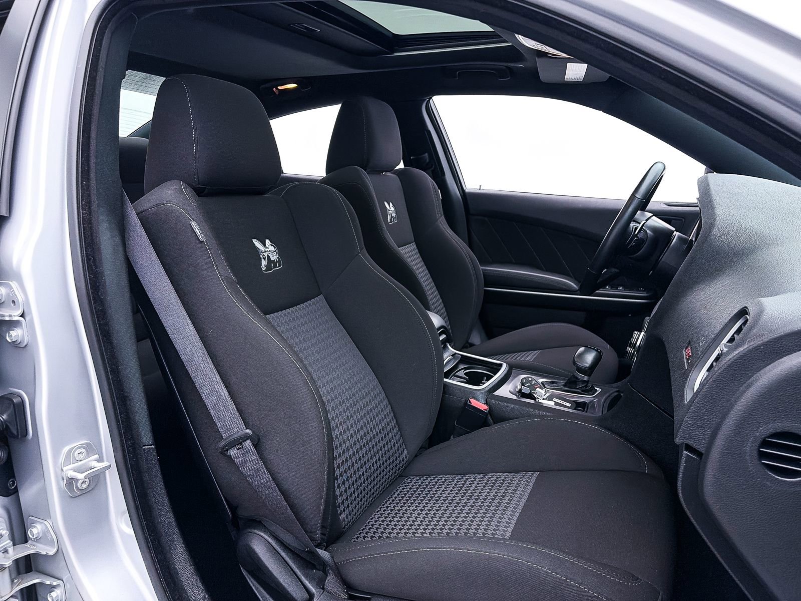 Used 2022 Dodge Charger Scat Pack RWD image 37