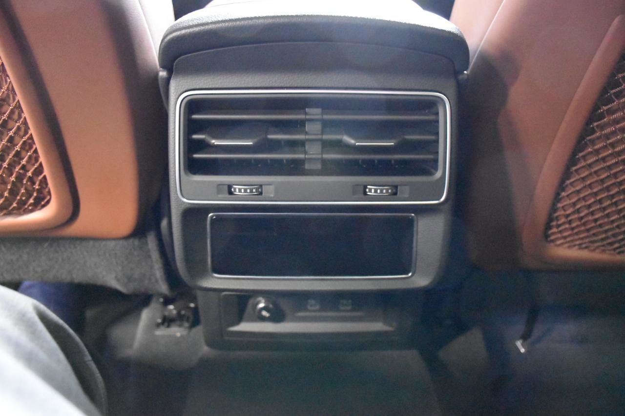 Used 2021 Audi Q8 Premium Plus AWD/4WD image 37