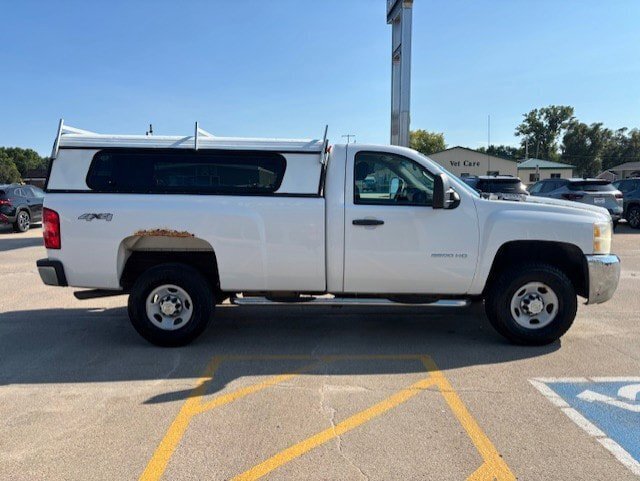 Used 2010 Chevrolet Silverado 2500 W/T image 3