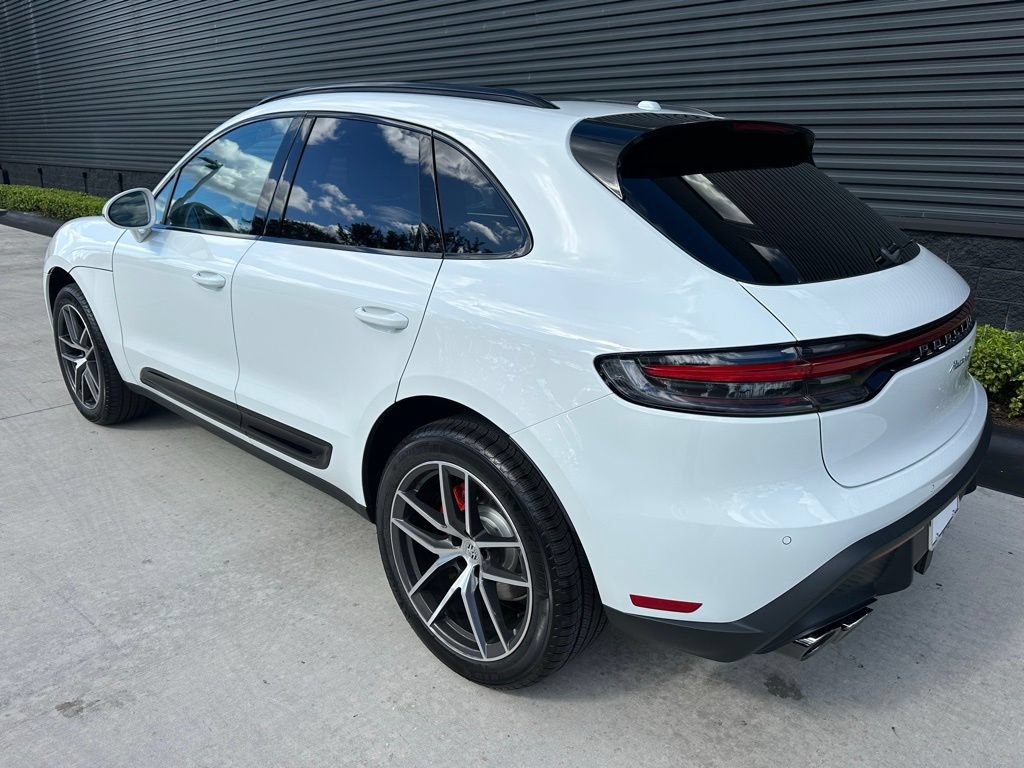 Certified 2026 Porsche Macan S AWD/4WD image 3