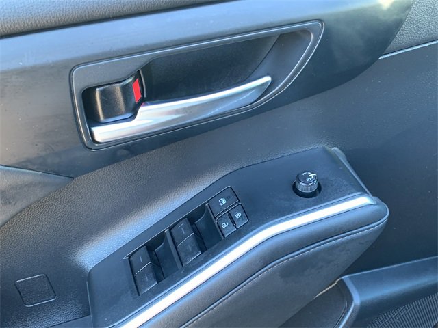 Used 2022 Toyota Highlander XSE image 17