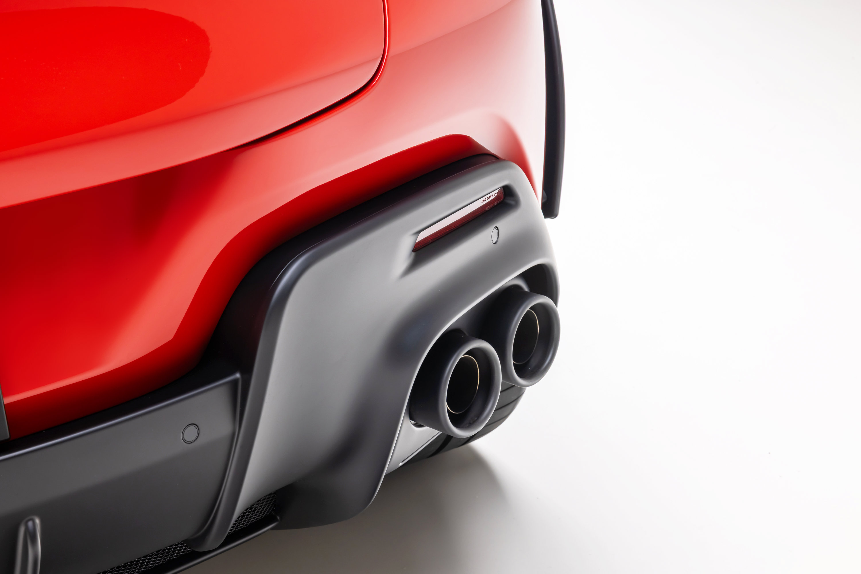 Certified 2026 Ferrari Purosangue AWD/4WD image 25